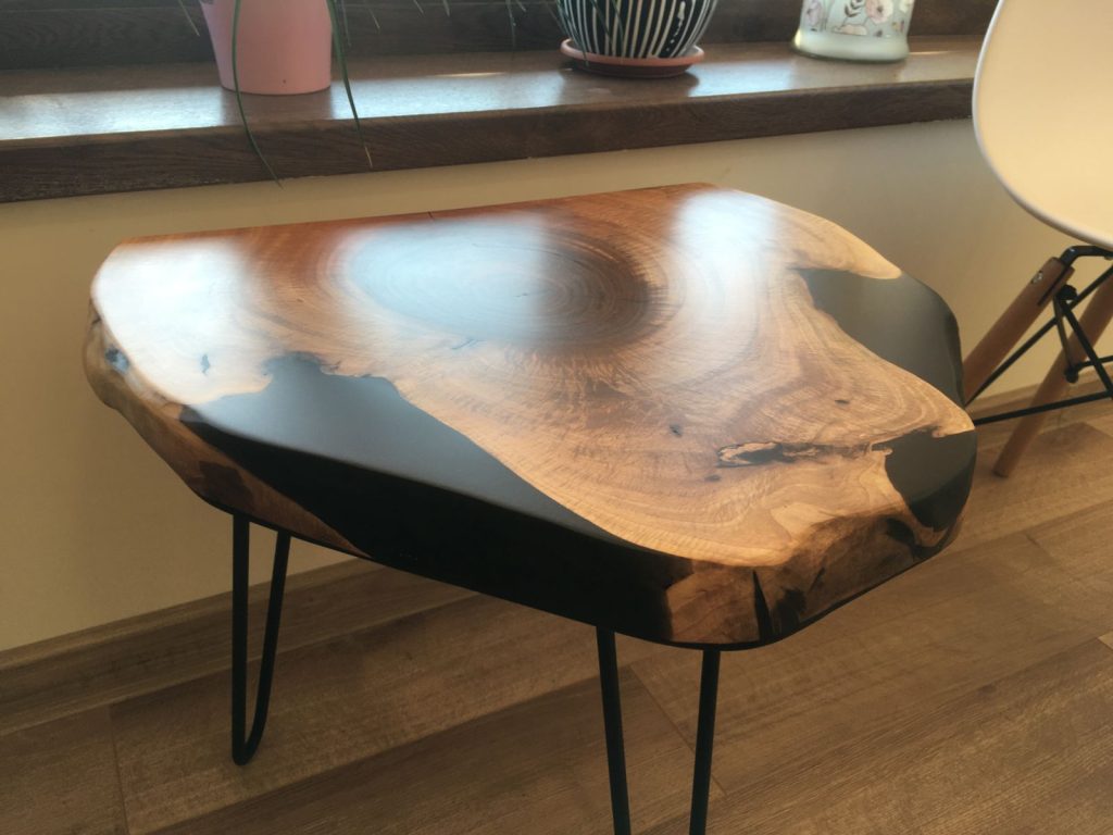 epoxy-resin-table-natural-modern-design